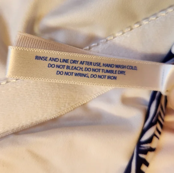 Southern Tide women's one piece blue/ white swimsuit size small - Picture 7 of 9